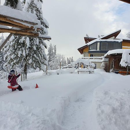 Gaestehaus Falkenblick Arzl im Pitztal Exterior photo