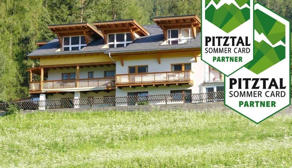 Gaestehaus Falkenblick Arzl im Pitztal Exterior photo